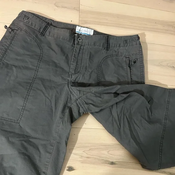 Columbia Gray Adjustable Waist Capris Size 10 - Picture 11 of 16